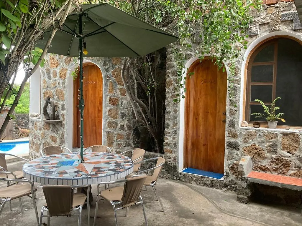 Bed & Breakfast La Fortaleza De Haro Puerto Ayora