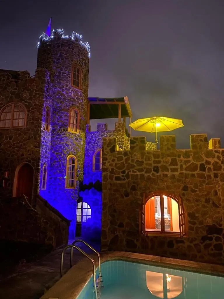 La Fortaleza De Haro Puerto Ayora  Bed & Breakfast
